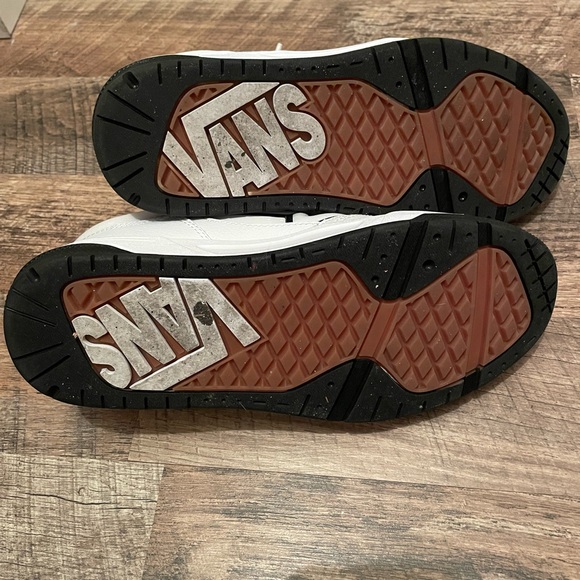 Vans Upland white shoes - Picture 3 of 4